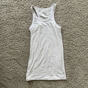 t2love white tank top